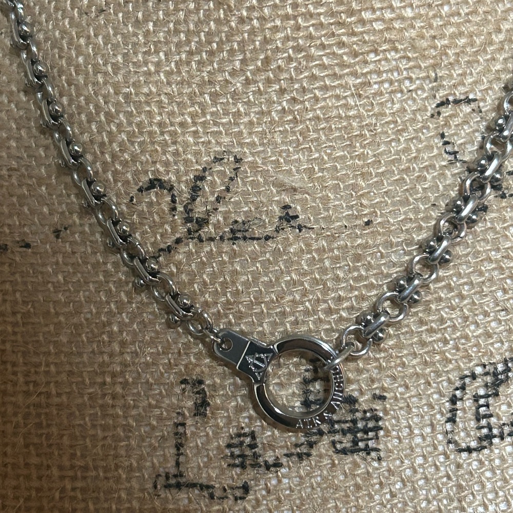 Elegant Silver Pendant Necklace